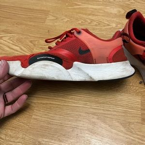 Mens Size 7.5 Nike sneakers